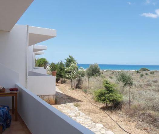 Fragokastello Star Apartment Frangokastello Стая снимка