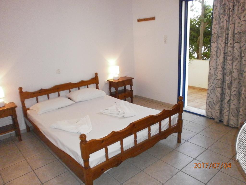 Fragokastello Star Apartment Frangokastello Екстериор снимка